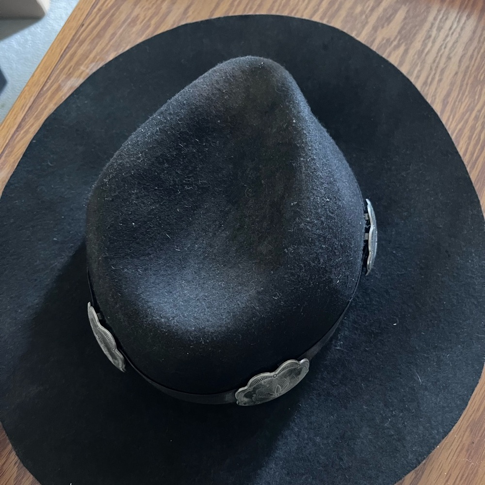 UNIF Black and Silver Western Hat - Picture 9 of 9